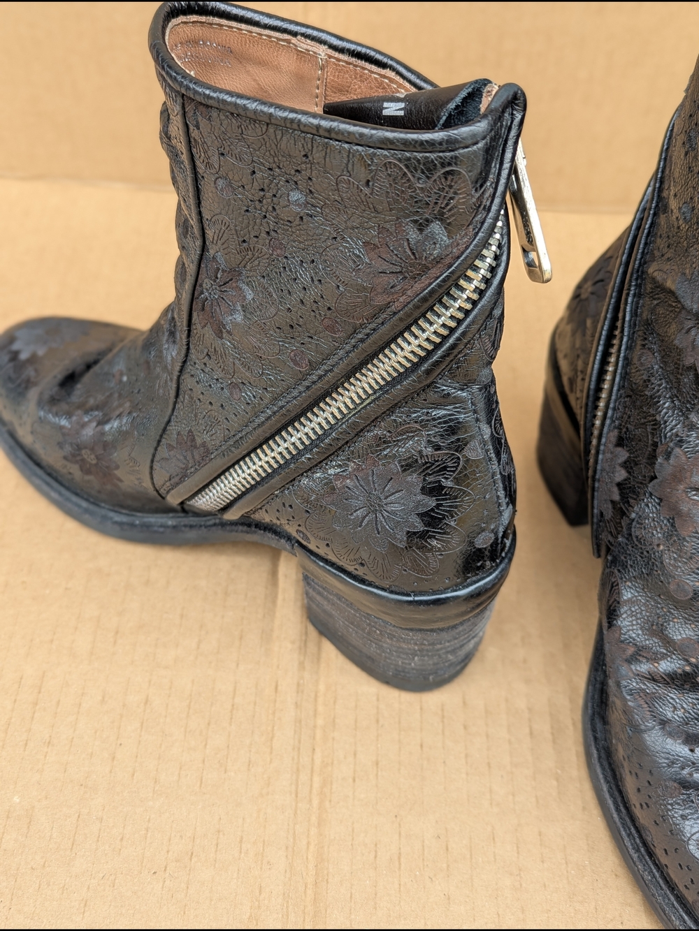 A.S.98 Floral Embossed Leather Ankle Boots Boho Grunge Stacked Block Heel 38 - Picture 8 of 11